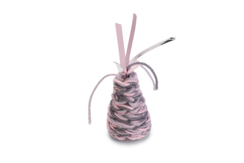 Beeztees Kedi Oyuncağı, Koni, Yün ve Kurdela, Pembe ve Gri, 7x4x3cm - 1