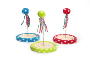 Beeztees Kedi Oyuncağı, Yaylanabilir Kuyruklu Peluş Top, Çeşitli Renklerde, 18,5x18,5x26cm - Beeztees