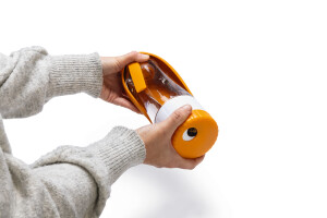 Beeztees Köpek Seyahat Su Şişesi, Ödül Kabı, Silikon, Çeşitli Renklerde, 25x9x9cm, 600ml - 12