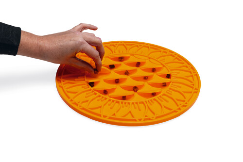 Beeztees Yavru Köpek Mama Yeme Oyuncağı, Daire Şeklinde, Silikon, Turuncu, 30cm - 15