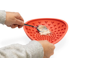 Beeztees Yavru Köpek Mama Yeme Oyuncağı, Silikon, Kırmızı, 19cm - 11