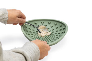 Beeztees Yavru Köpek Mama Yeme Oyuncağı, Silikon, Yeşil, 19cm - 2