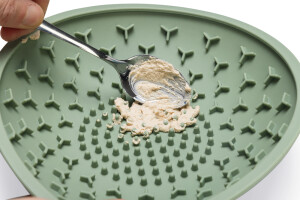 Beeztees Yavru Köpek Mama Yeme Oyuncağı, Silikon, Yeşil, 19cm - 9